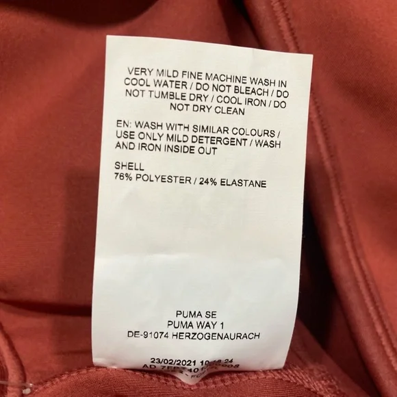 New Puma Women’s Low Impact Fashion Luxe Sports Bra Cowhide Sz XS - Picture 8 of 9